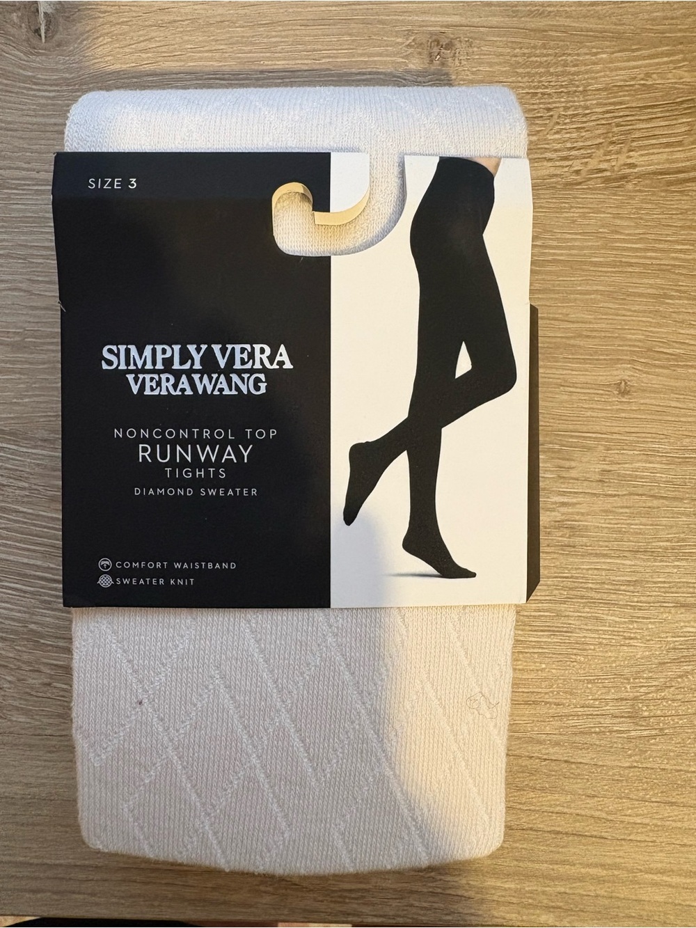 Simply Vera Vera Wang White Diamond Sweater Knit Tights